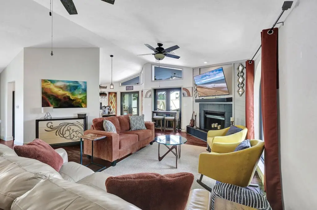 2b95b270 2b93 470e 9afa 439dbdafeaca.jpg