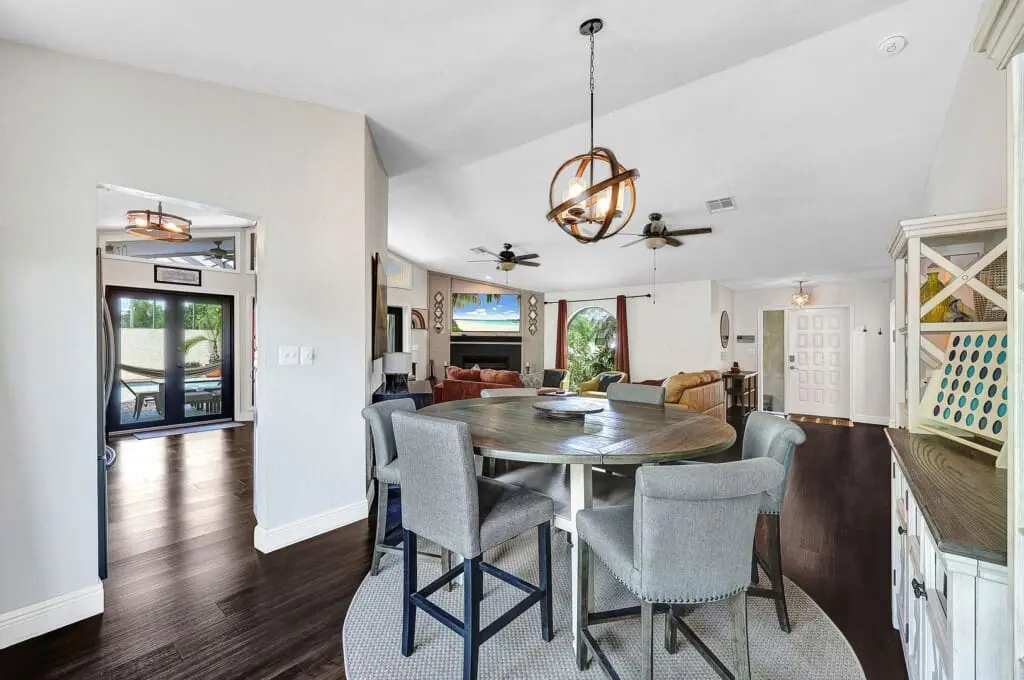 53678212 a504 416f 8bfa 4af7346e3321.jpg