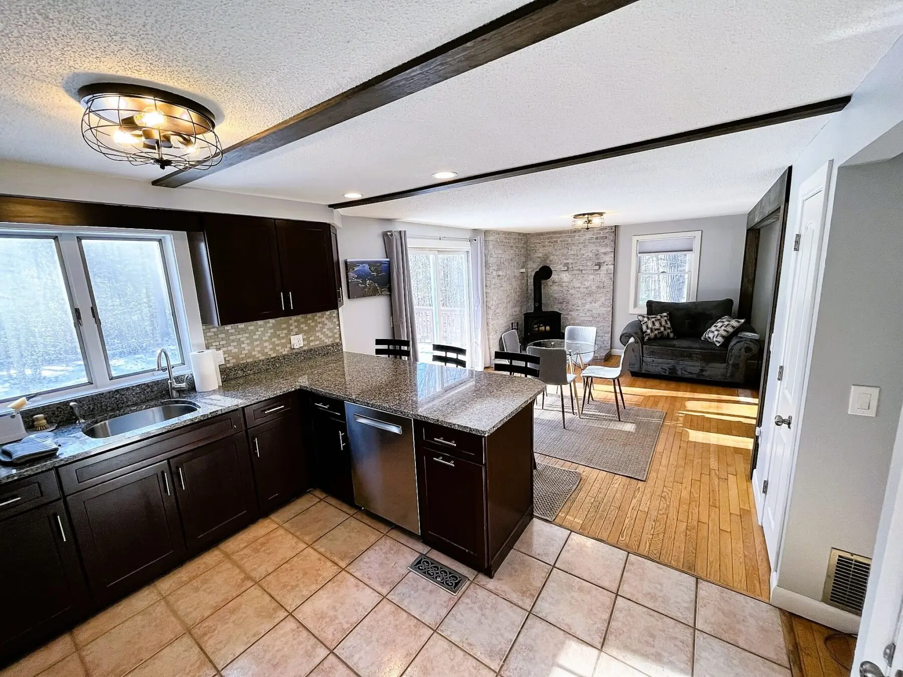 642cb3bc 6c70 4d31 9425 ade852931345.jpg