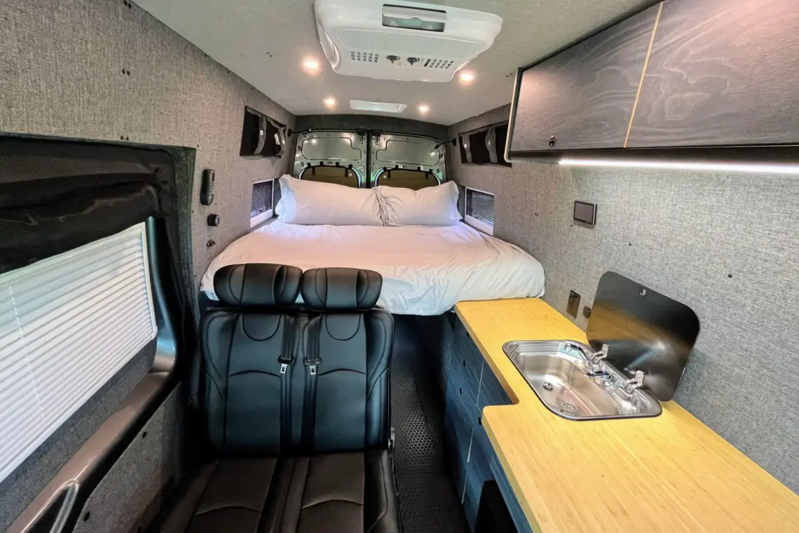 f4a515a2 30ef 4c9a a66d 77c1cadb00b0.jpg