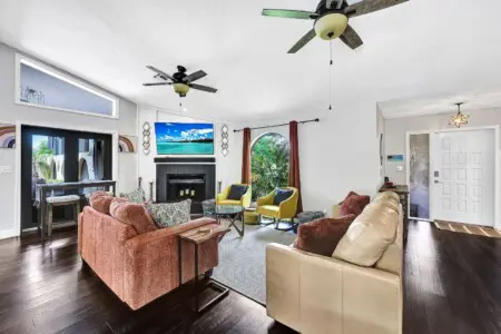 fce7008c 04b2 4563 8ce3 9809f262d895.jpg